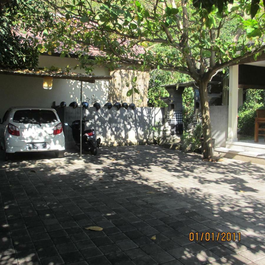 Pondok Aldi Hostel Amed Exteriér fotografie
