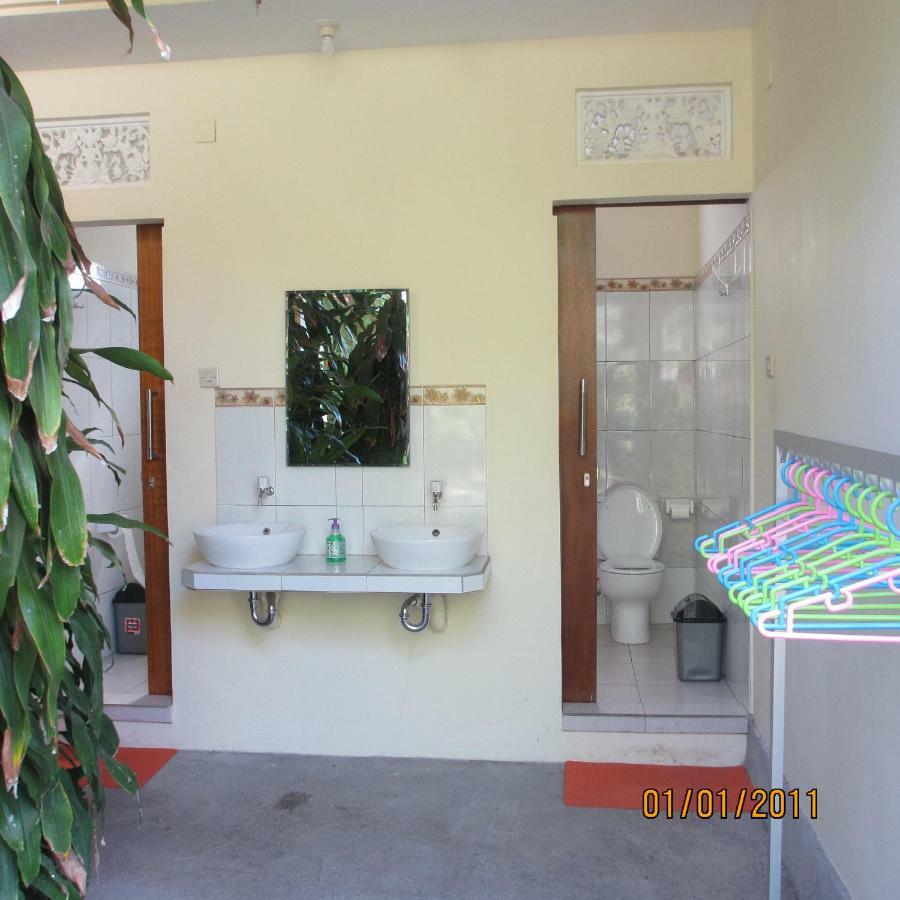 Pondok Aldi Hostel Amed Exteriér fotografie