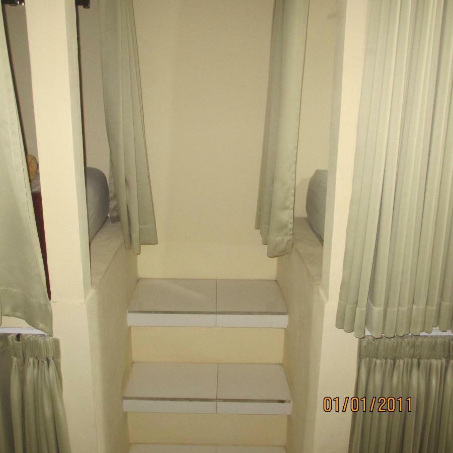 Pondok Aldi Hostel Amed Exteriér fotografie